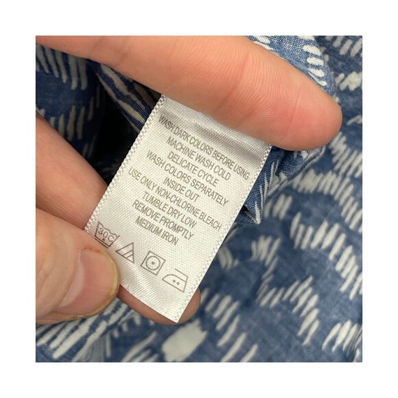 Roaman’s Button Up Long Sleeve Blue/White Comfortable Shirt Women’s Size Small - Picture 7 of 7